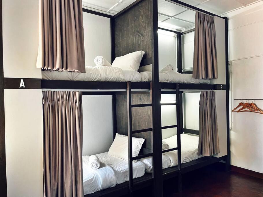 Bunk Puteh Homestay Kuala Terengganu Ngoại thất bức ảnh