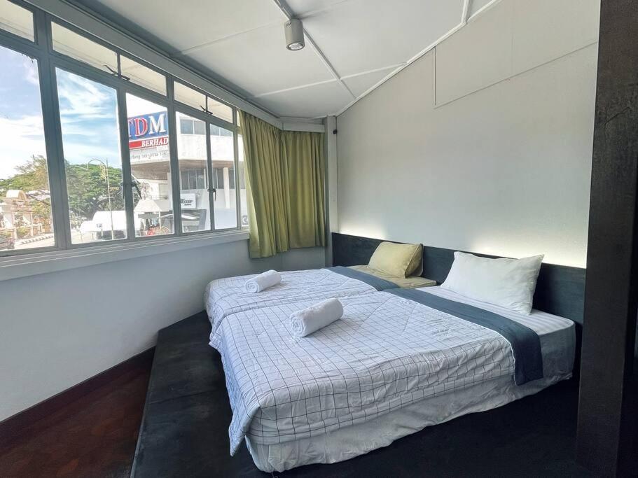 Bunk Puteh Homestay Kuala Terengganu Ngoại thất bức ảnh
